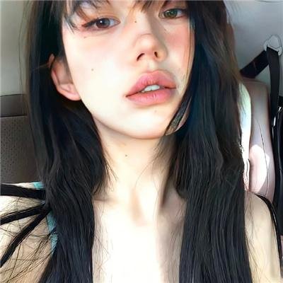 黑暗中的两个人